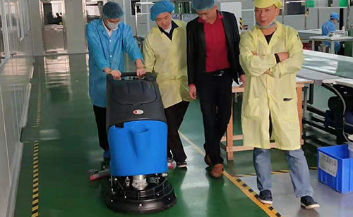 十五分钟,全自动洗地机能给你创造一个什么工作环境? 全自动洗地机